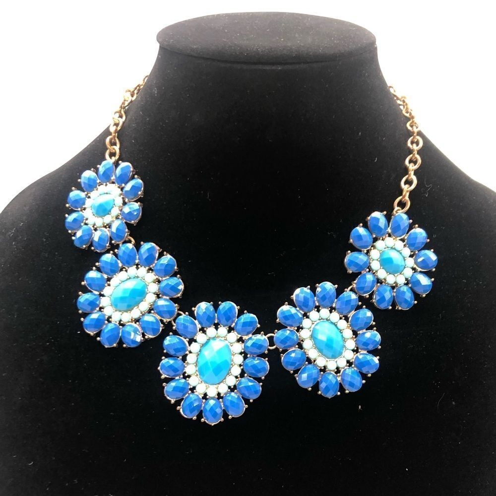 💝Blue Statement Necklace - Picture 3 of 3